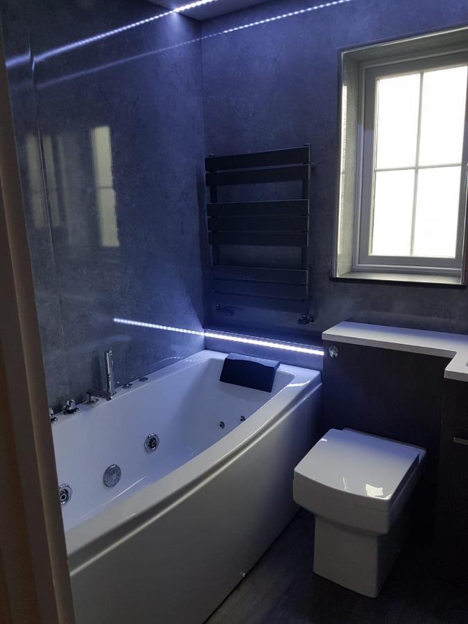 Double Room Next To Burnham Elizabeth Line Station 슬라우 외부 사진